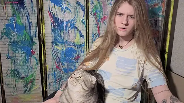 Adell Love online show from 04-22-26, 08:10