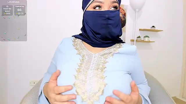 oksaana arabic online show from 11-30-25, 09:35