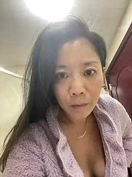 Snapshot of xiangxiang-love chatting on 01-11-26, 09:42 xiangxiang-love online show from 01-11-26, 09:42