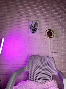 RosseBella  online show from 01-06-26, 08:12