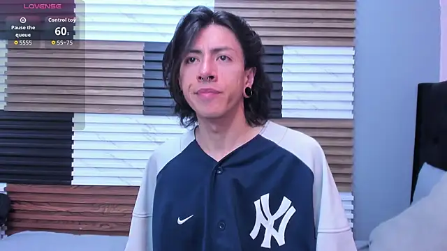 LiamShelby online show from 12-18-25, 02:39