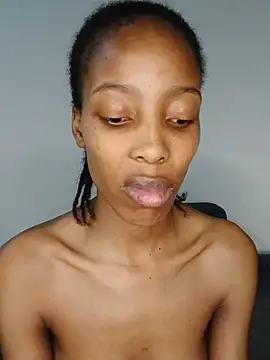 MsParisSmith online show from 12-05-25, 08:01