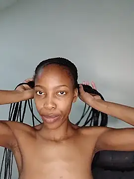 MsParisSmith online show from 12-20-25, 09:44