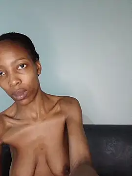 MsParisSmith online show from 01-14-26, 06:02