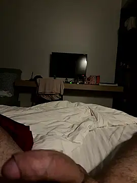 LooseTom online show from 01-17-26, 06:22