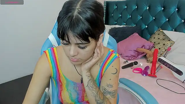Snapshot of Valery_jame chatting on 06-29-26, 07:58 Valery jame online show from 06-29-26, 07:58