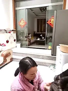 mimi2052 online show from 12-19-25, 01:12