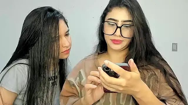 ROUS SWEET  online show from 12-19-25, 03:19