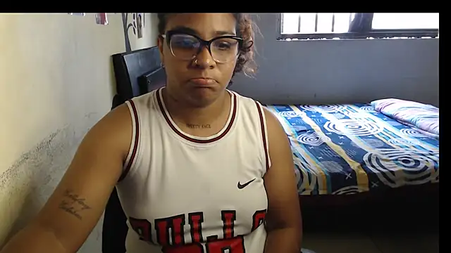 lia Hazbun online show from 03-05-26, 02:57