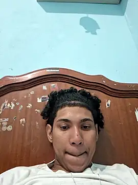 nvh18Aklzim online show from 02-21-26, 05:52