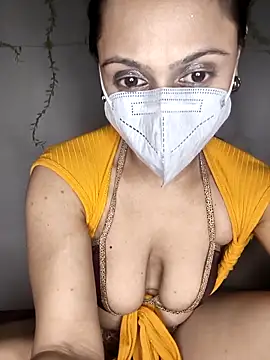 HONEY BEBS online show from 02-05-26, 05:50