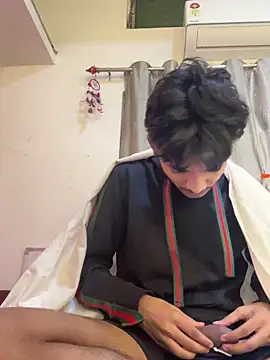 Snapshot of austindaddy69 chatting on 11-27-25, 07:27 austindaddy69 online show from 11-27-25, 07:27