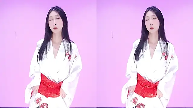 Miss-Girl online show from 01-05-26, 05:27