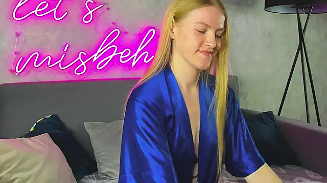 Snapshot of Alicia_Hars chatting on 04-23-26, 11:07 Alicia Hars online show from 04-23-26, 11:07
