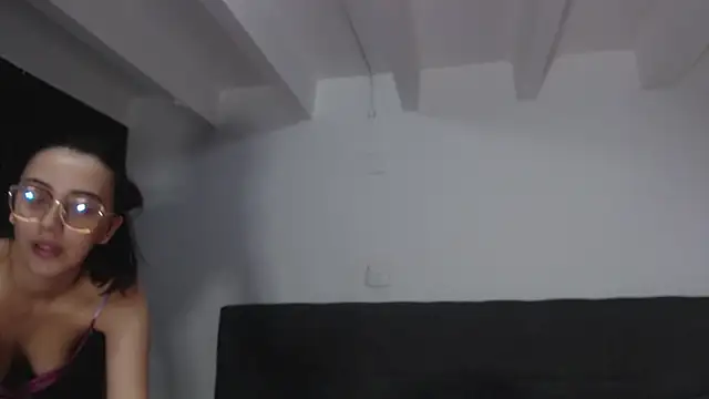 Snapshot of abigail_smith15 chatting on 02-05-26, 03:22 abigail smith15 online show from 02-05-26, 03:22