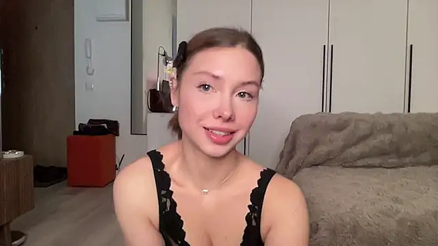 girlfromblushland online show from 01-07-26, 12:07