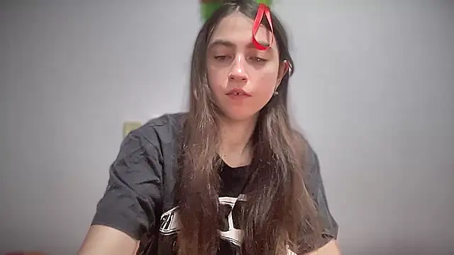 Snapshot of Aphr0ditee chatting on 01-10-26, 03:03 Aphr0ditee online show from 01-10-26, 03:03