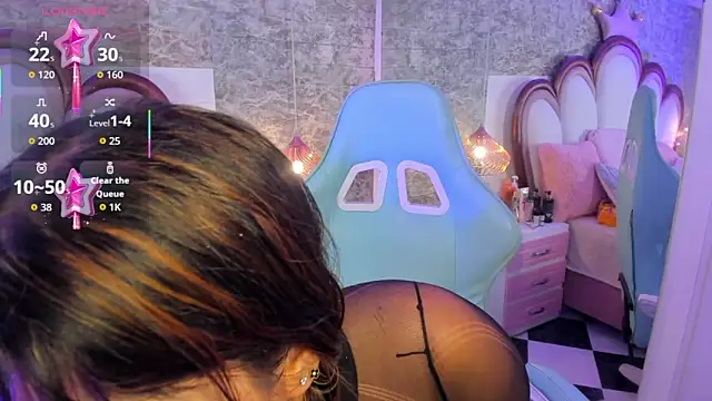 MoliBunny online show from 04-10-26, 03:23