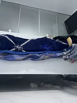 Snapshot of Hasdrian chatting on 11-30-25, 01:53 Hasdrian online show from 11-30-25, 01:53