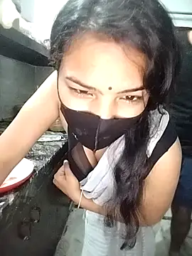 Snapshot of hotty_ragini chatting on 12-16-25, 03:17 hotty ragini online show from 12-16-25, 03:17