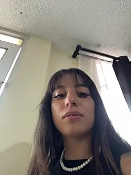 Mia fiire online show from 02-26-26, 07:13