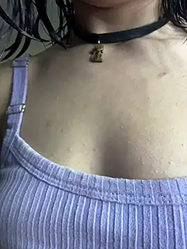 Snapshot of Mia_fiire chatting on 07-19-26, 05:11 Mia fiire online show from 07-19-26, 05:11