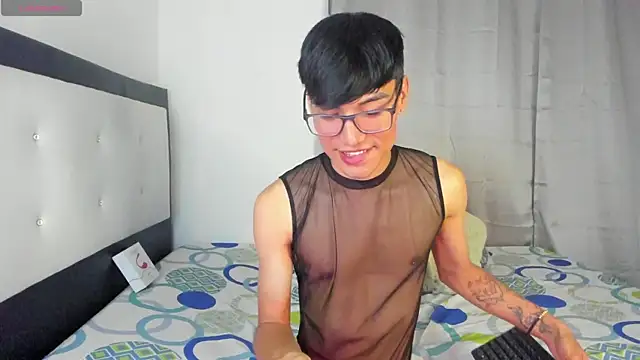 Snapshot of Buunyhells chatting on 11-27-25, 11:29 Buunyhells online show from 11-27-25, 11:29