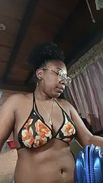 Snapshot of ChanneldelaCroix chatting on 03-02-26, 09:05 ChanneldelaCroix online show from 03-02-26, 09:05