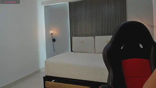 evony becker  online show from 12-16-25, 12:21