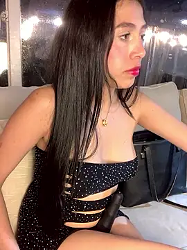 MiaScott Pink online show from 01-18-26, 01:42