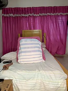 xyarela Hot online show from 12-15-25, 10:14