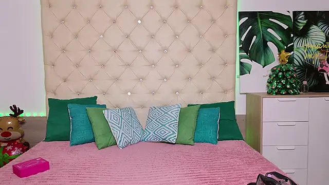 AVA MAXX online show from 01-15-26, 06:07