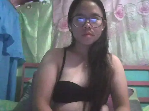 Snapshot of xxdreamgirl69 chatting on 01-12-26, 11:32 xxdreamgirl69 online show from 01-12-26, 11:32