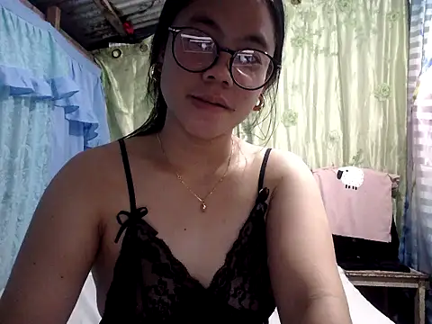 xxdreamgirl69 online show from 02-06-26, 10:02