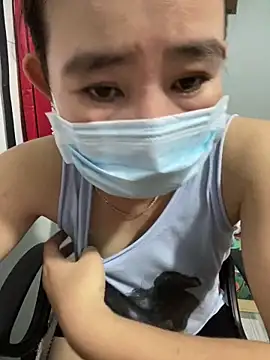 Hot Nova online show from 12-19-25, 07:04