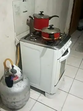 Snapshot of _-_putinha_- chatting on 12-04-25, 09:45 - putinha - online show from 12-04-25, 09:45