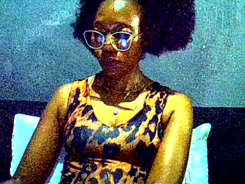 PreettyTee online show from 04-17-26, 02:14