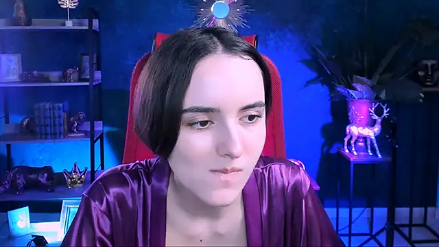 KateWillows online show from 01-14-26, 05:02