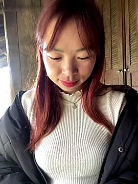 alissa-ww online show from 12-22-25, 01:13