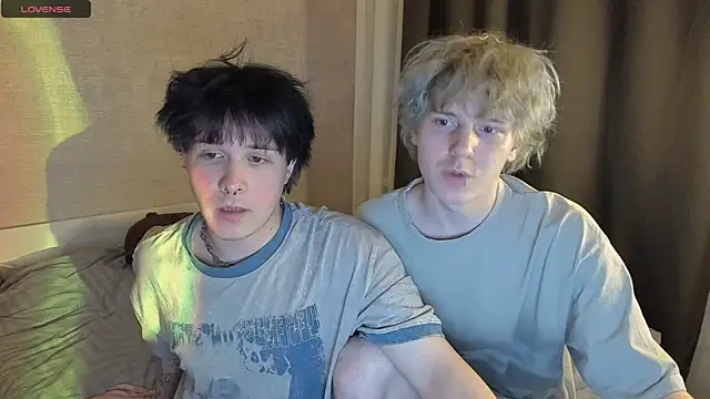 miya meow miku online show from 12-20-25, 06:04