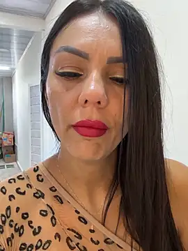 SofhiaTaylor online show from 12-15-25, 02:54