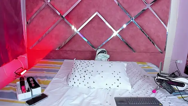 MeganDangelo online show from 02-03-26, 02:53