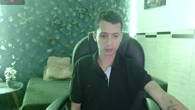 LucassSmith11 online show from 12-14-25, 11:26