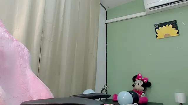 Mishell hot  online show from 01-11-26, 08:14