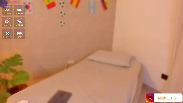 Snapshot of miah_luv chatting on 07-13-26, 06:55 miah luv online show from 07-13-26, 06:55