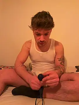 Ricz02 online show from 03-29-26, 01:38