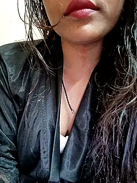 Rukmadi hot online show from 12-15-25, 03:22