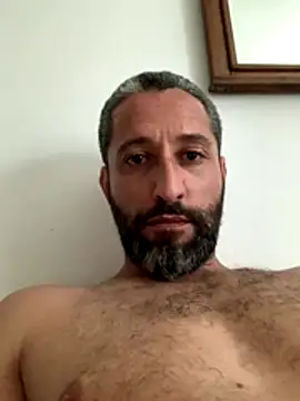 Snapshot of Calientesensible chatting on 12-13-25, 09:09 Calientesensible online show from 12-13-25, 09:09