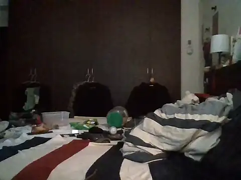 ilove90123 online show from 04-13-26, 06:52