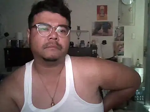 Snapshot of ilove90123 chatting on 06-08-26, 04:46 ilove90123 online show from 06-08-26, 04:46